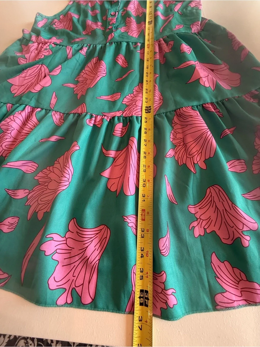 Woman's SHEIN Green Sleeveless Dress with Pink Floral Print large
